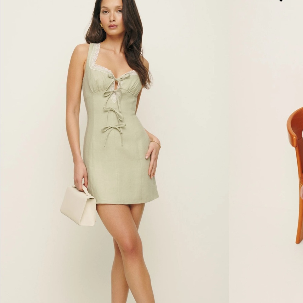 Reformation Reia Dress size 6